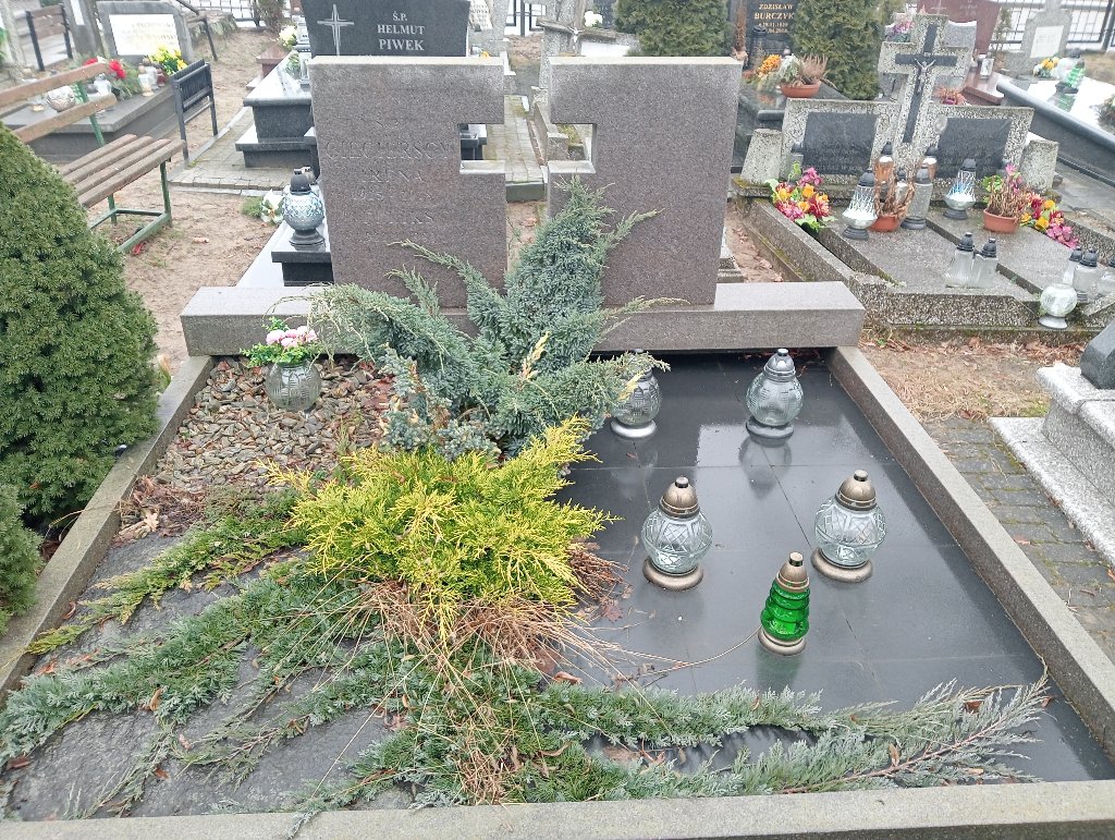 Grób Irena Ciecierska